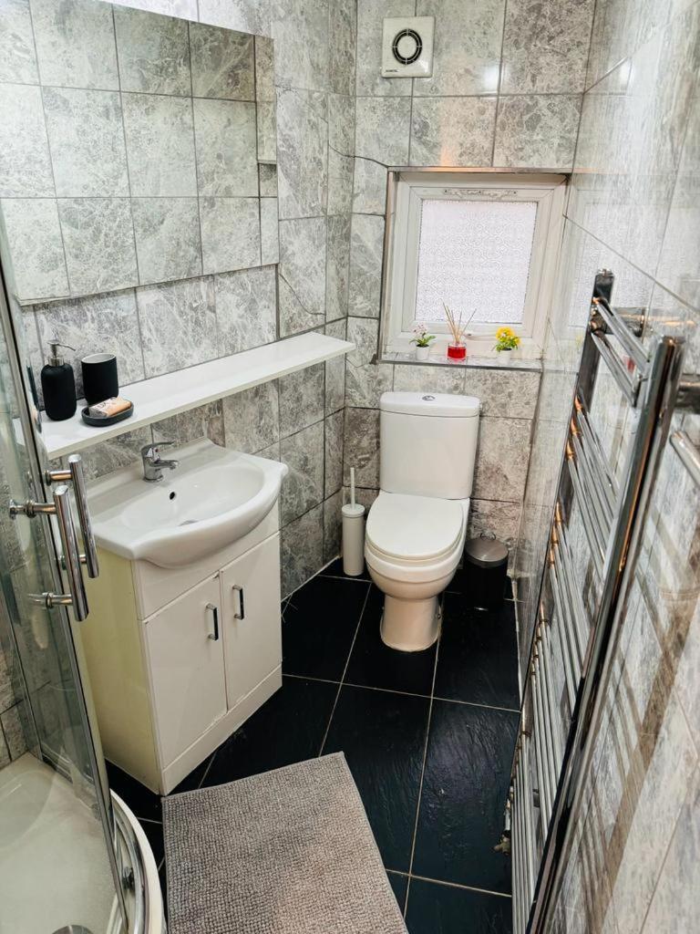 Willesden J Guest Home 4 Londyn Zewnętrze zdjęcie